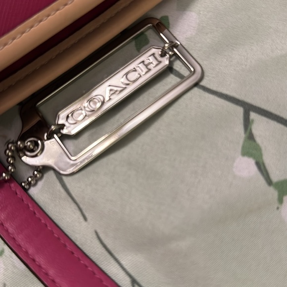 Coach Tote with Rivets - Picture 11 of 12